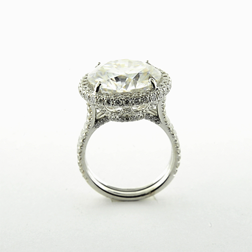 18k White Gold Ring  w/ Moissanite Center and  Natural Diamond Melle