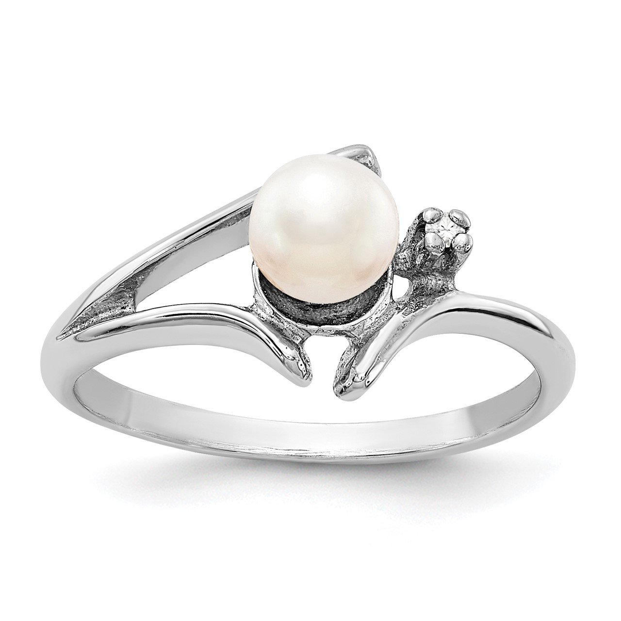 14k White Gold 5mm FW Cultured Pearl and AA Diamond Ring